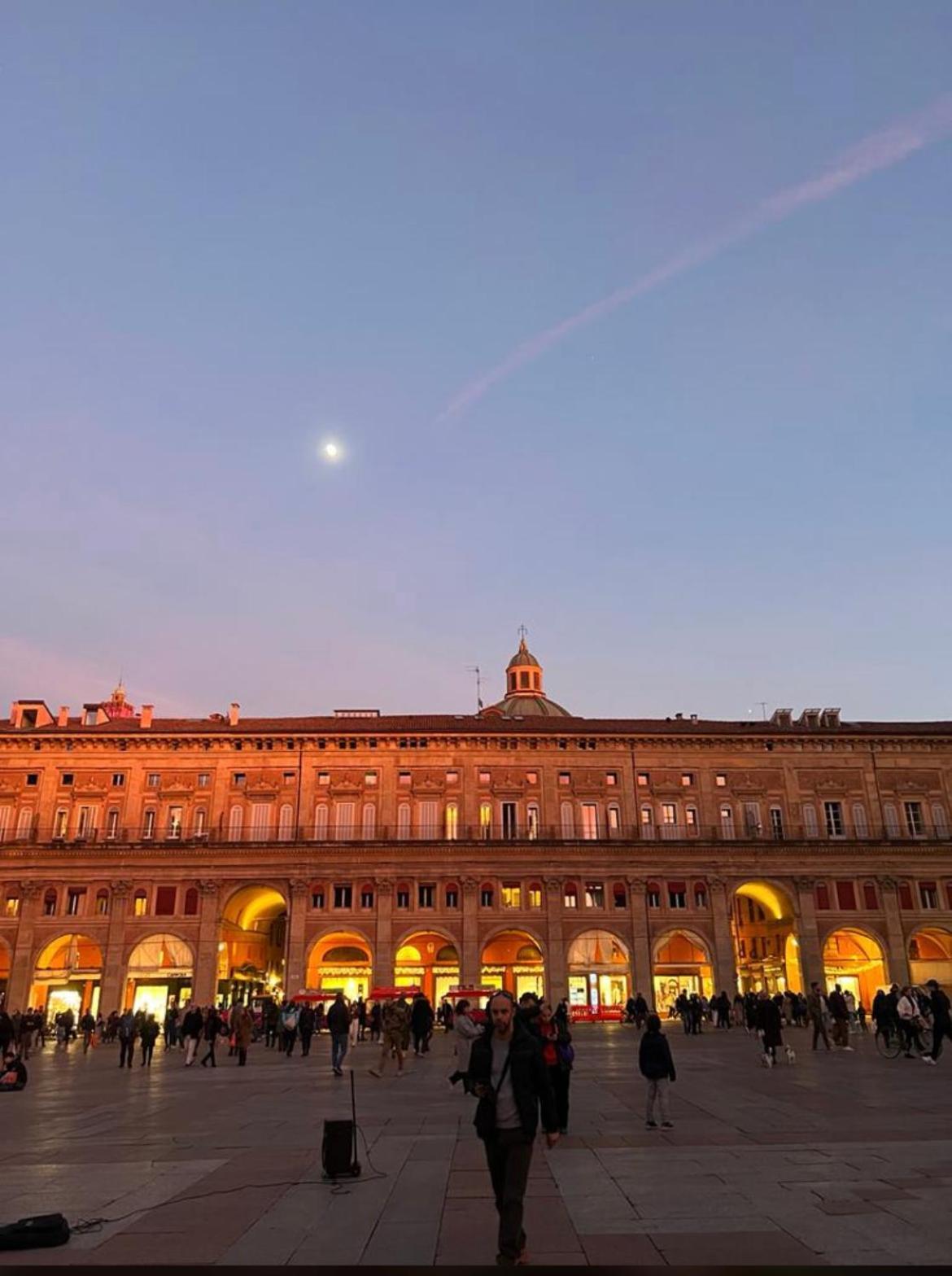 Urbanicooh Guidozagni - Piazza Maggiore View Boloňa Exteriér fotografie